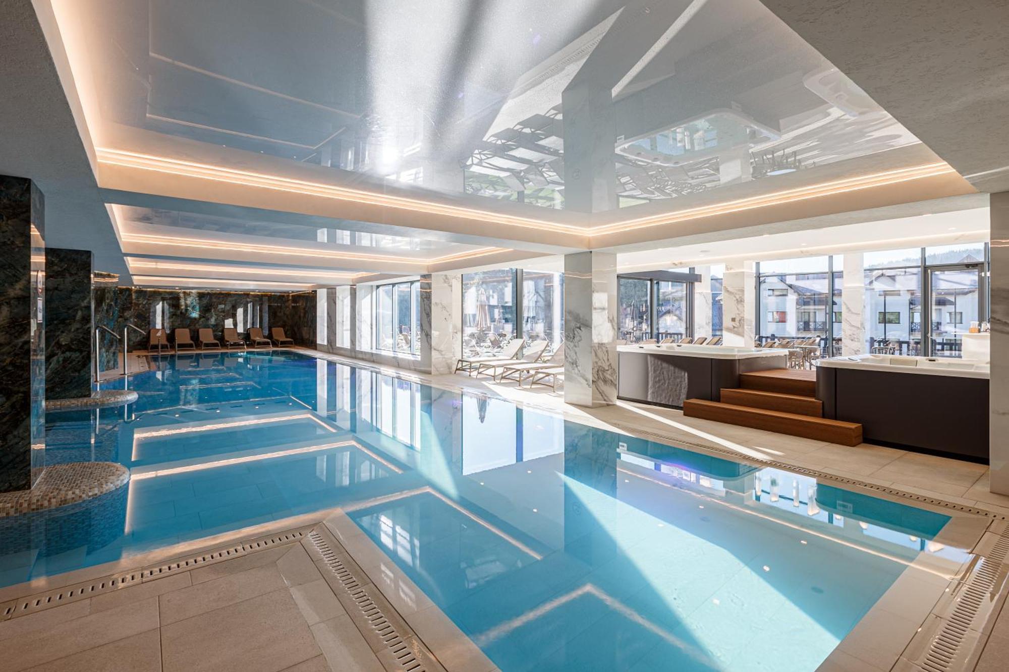 Tavel Hotel&SPA Bukovel Esterno foto
