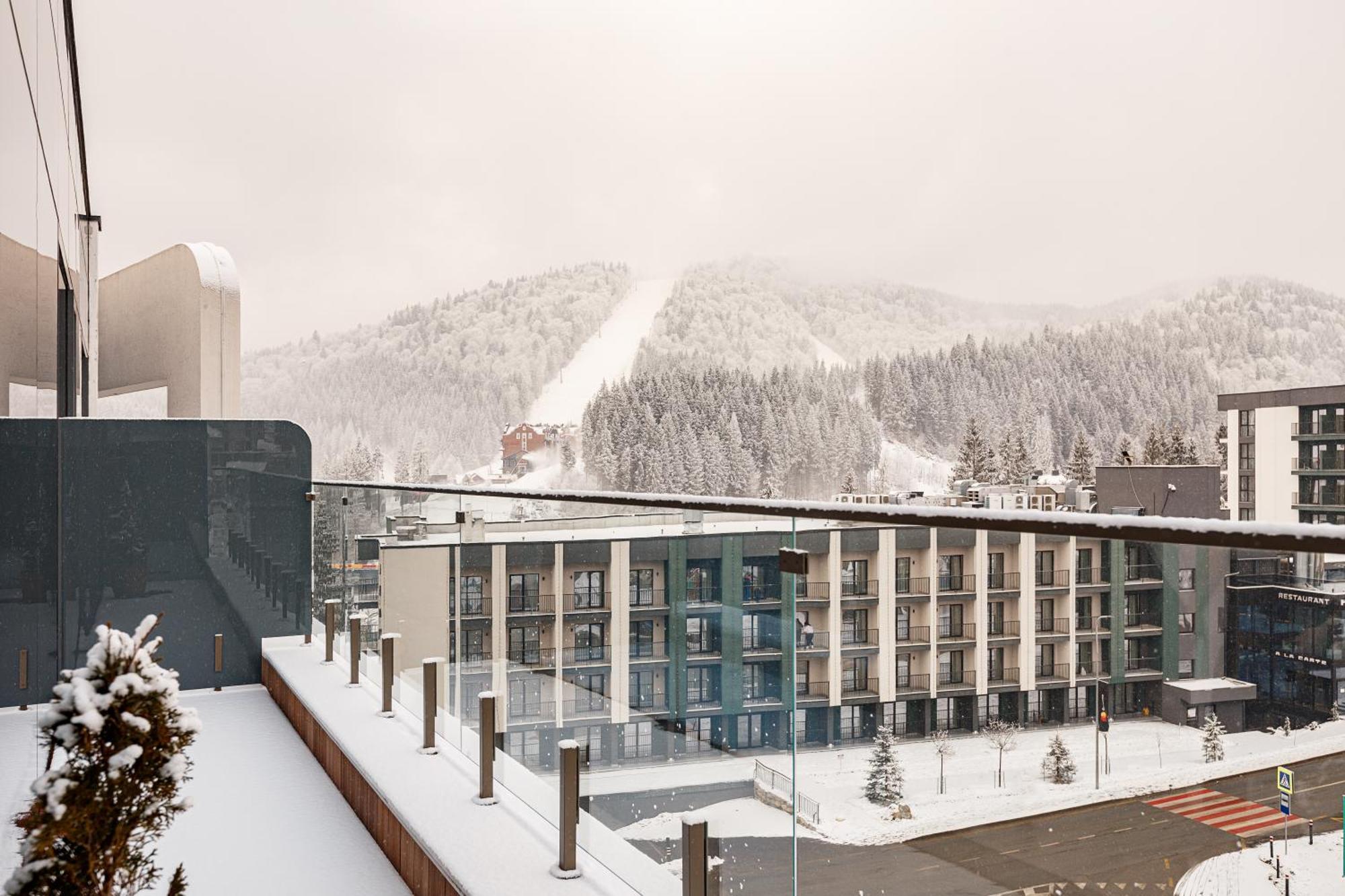 Tavel Hotel&SPA Bukovel Esterno foto