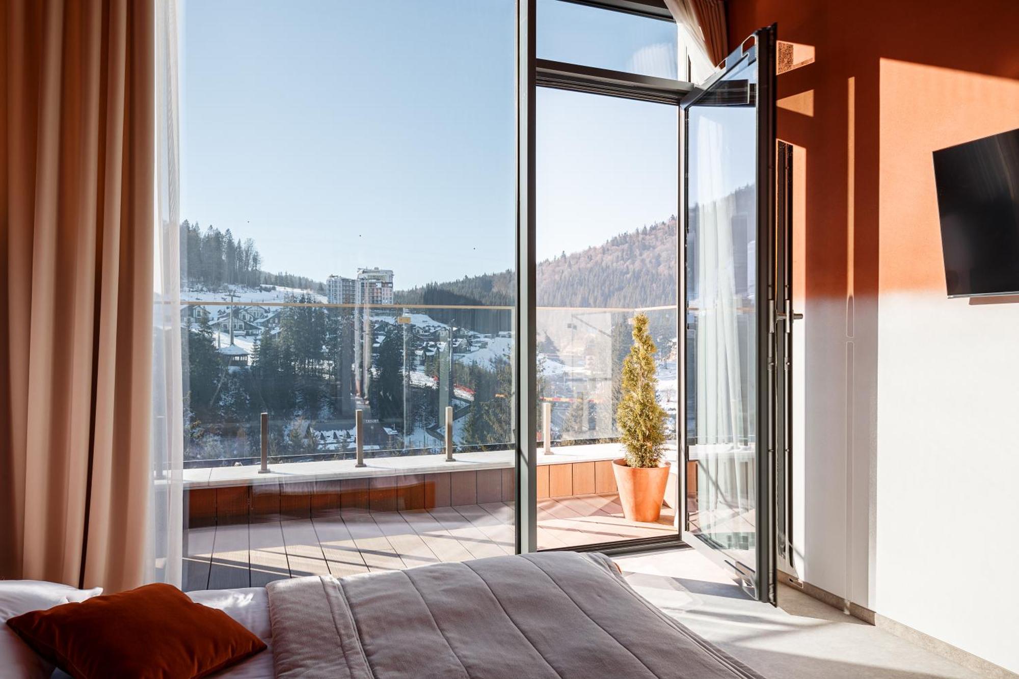 Tavel Hotel&SPA Bukovel Esterno foto